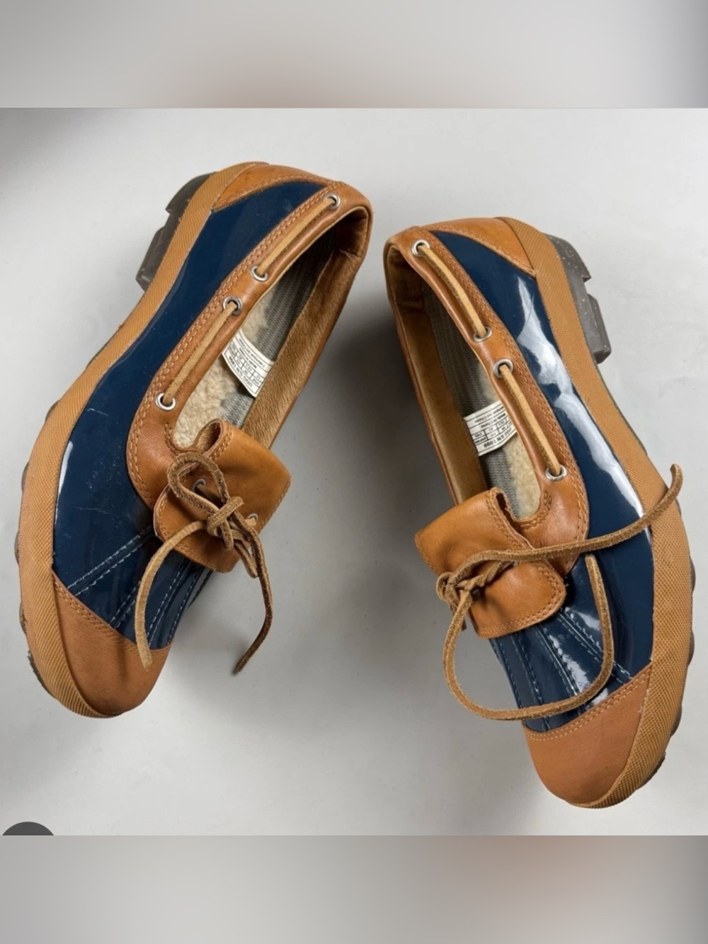 UGG Ashdale Leather Duck Shoes Waterproof Tan & Navy Size 9